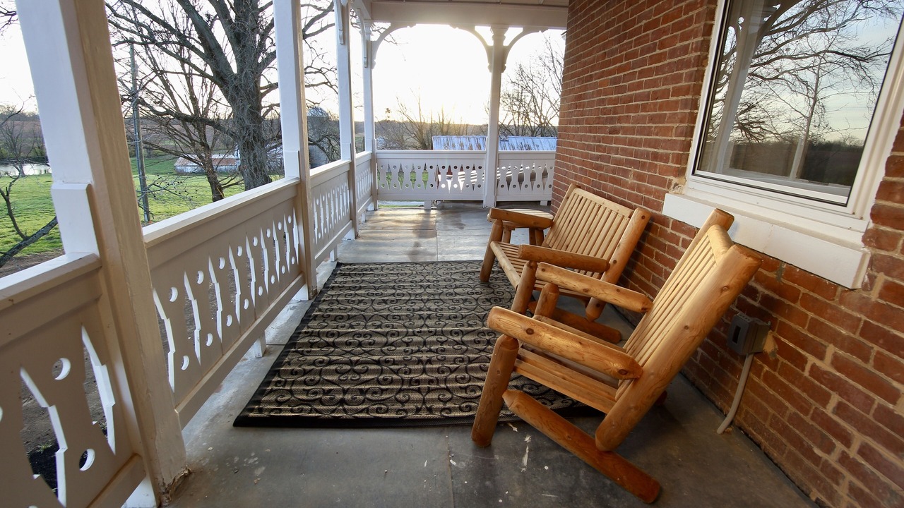 Photo of Patio Balcony in Shelbyville