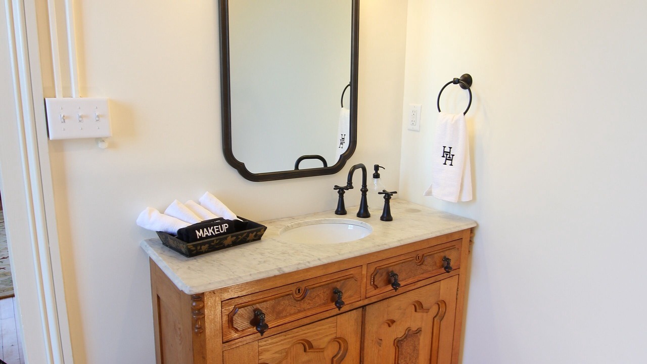 Photo of Bathroom in Shelbyville