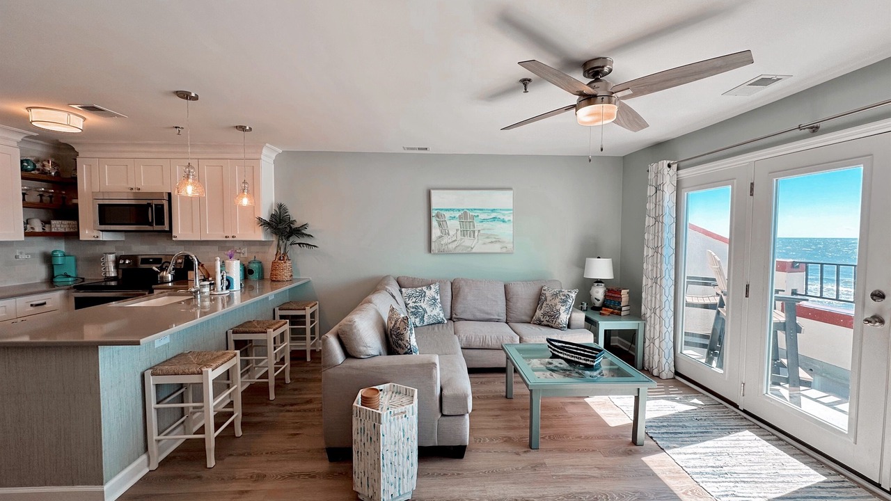Photo of Livingroom in North Topsail Beach