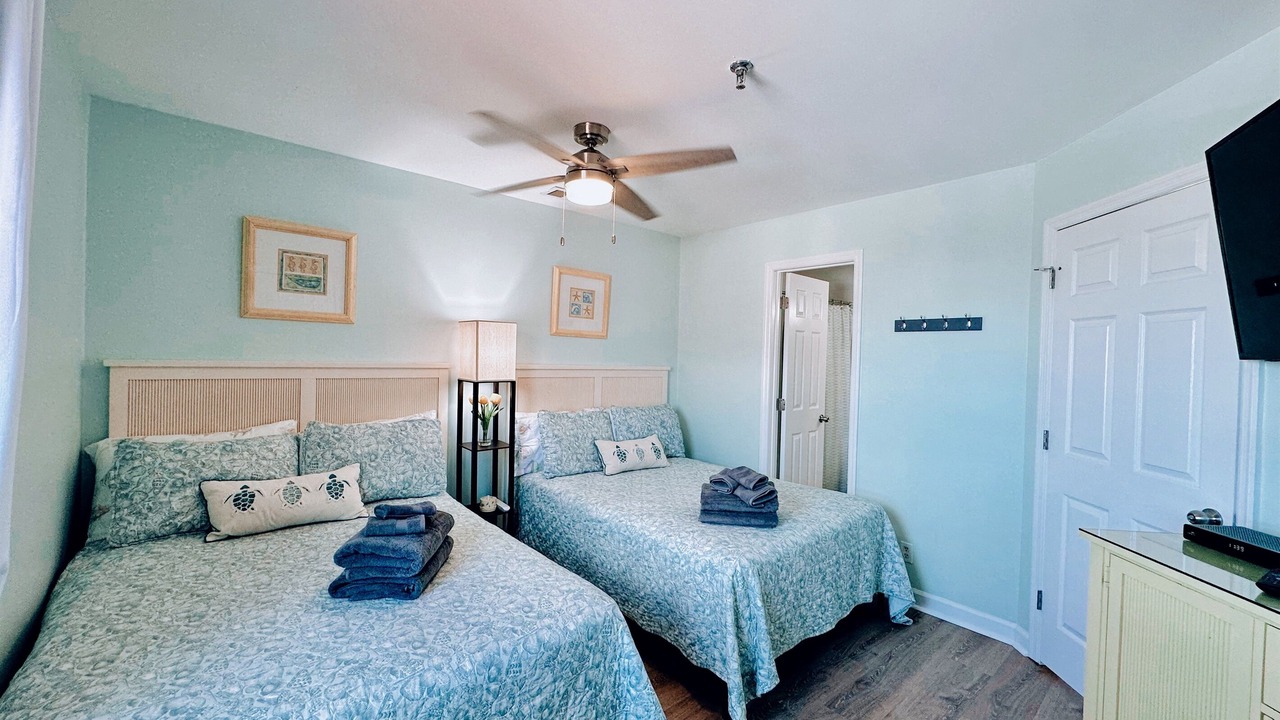 Photo of Bedroom in North Topsail Beach