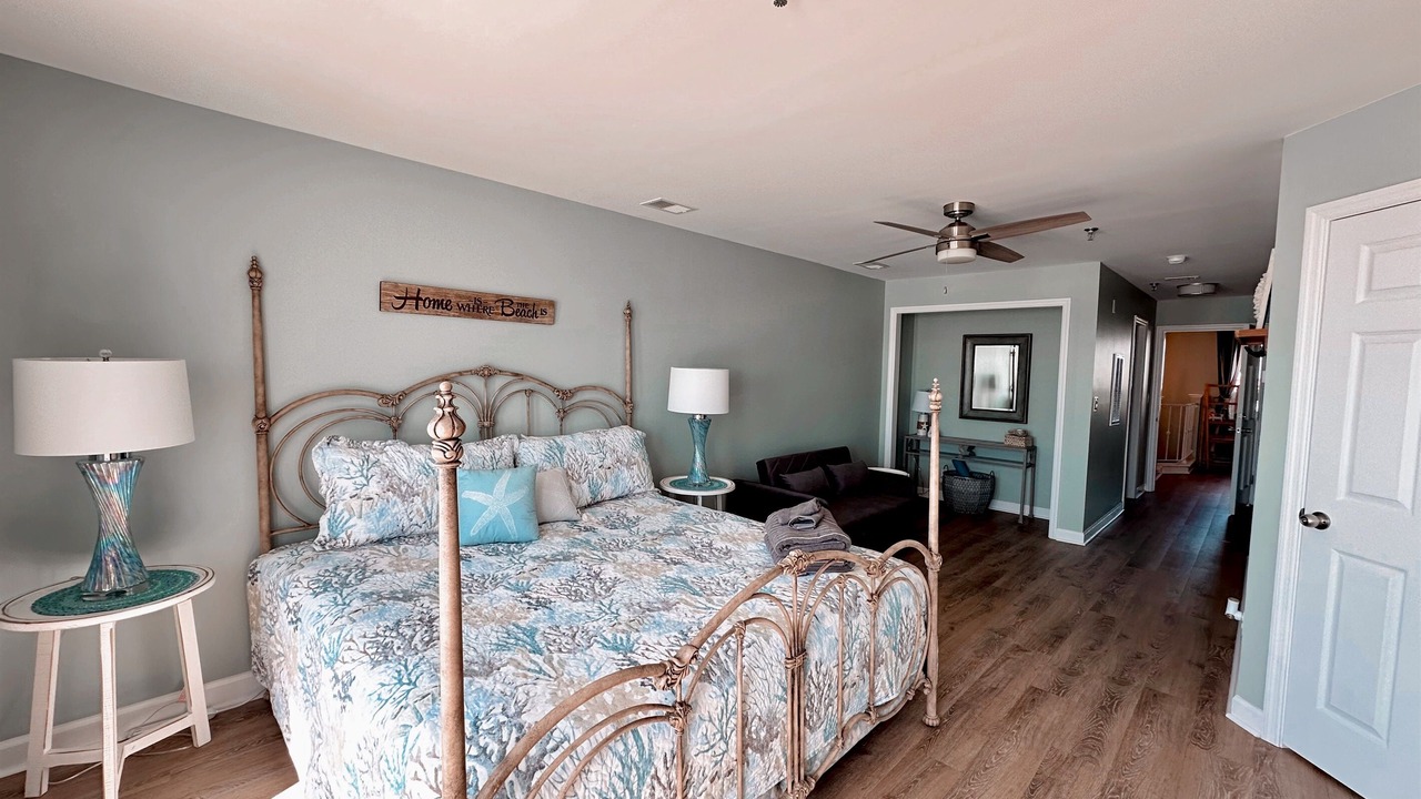 Photo of Bedroom in North Topsail Beach