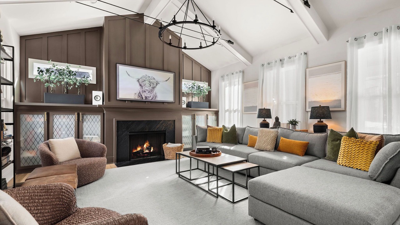Photo of Livingroom in Sylvan Heights