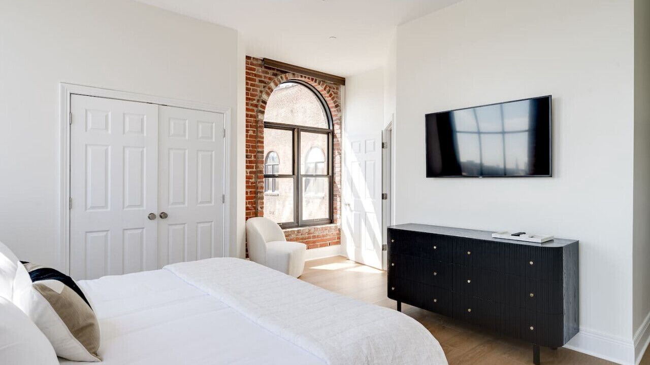 Photo of Bedroom in Downtown Louisville