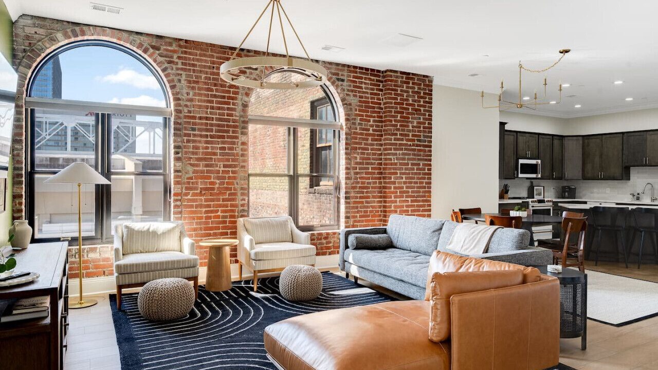 Photo of Livingroom in Downtown Louisville