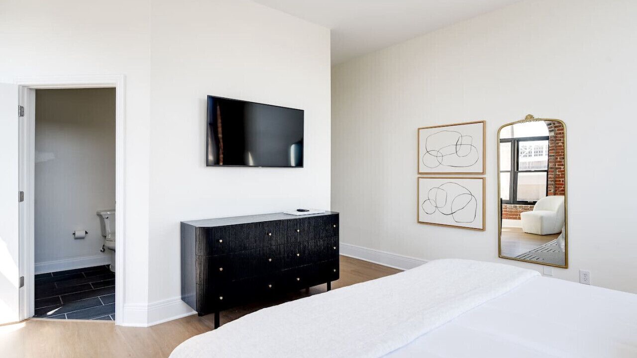 Photo of Bedroom in Downtown Louisville