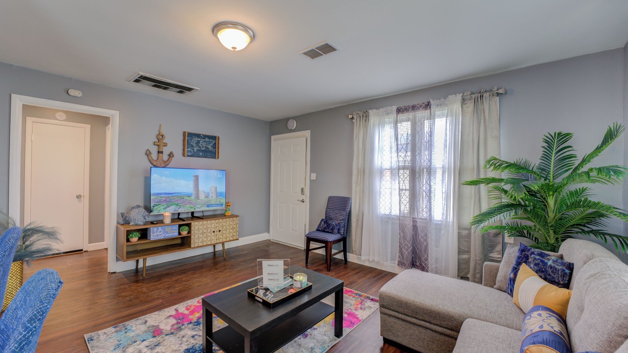 Photo of Livingroom in Memphis
