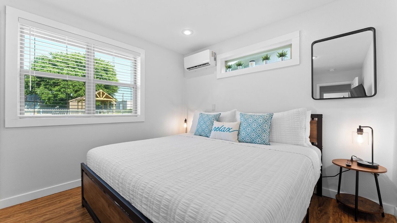 Photo of Bedroom in Lampe