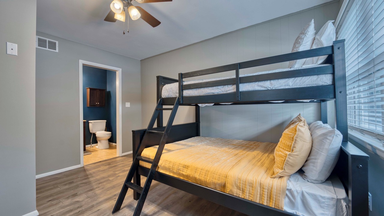 Photo of Bedroom in Springfield