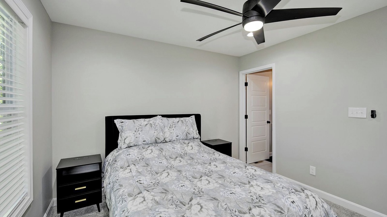 Photo of Bedroom in West Buechel