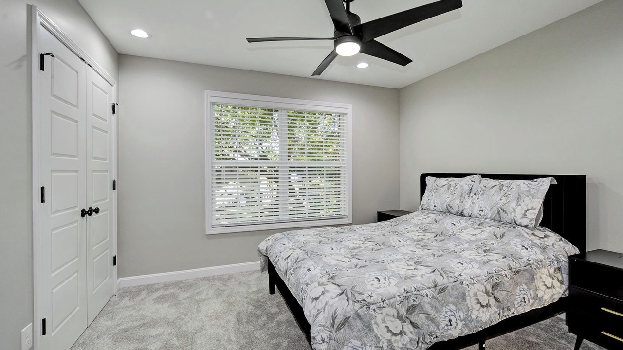 Photo of Bedroom in West Buechel