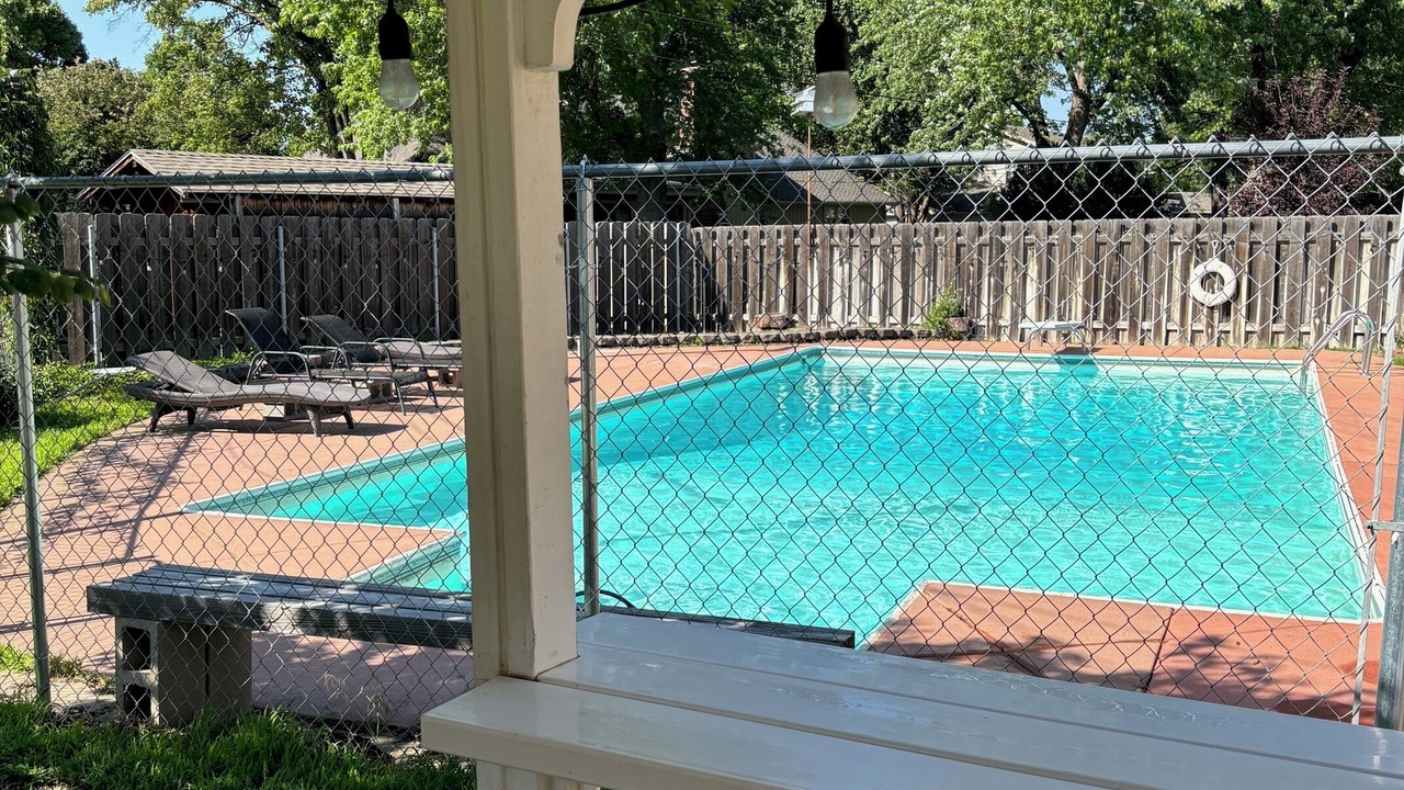 Photo of Outdoor in Hutchinson