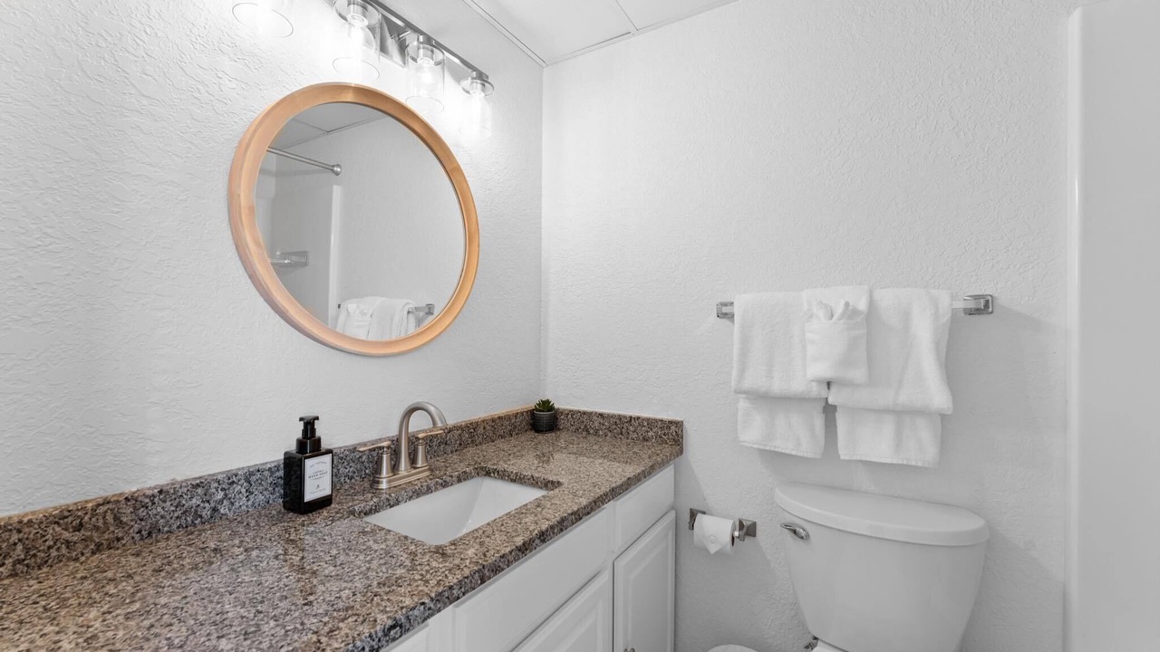 Photo of Bathroom in Kimberling City