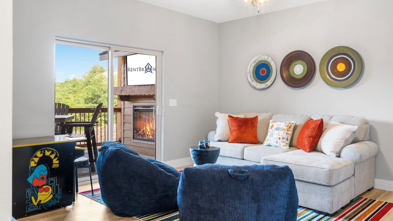 Photo of Livingroom in Kimberling City