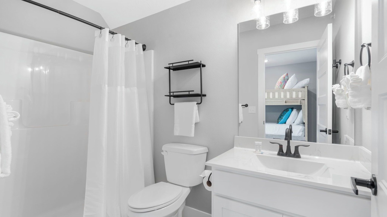 Photo of Bathroom in Kimberling City