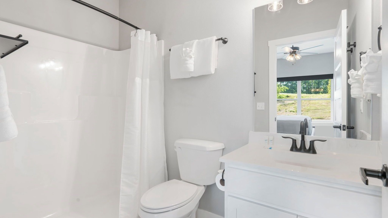 Photo of Bathroom in Kimberling City