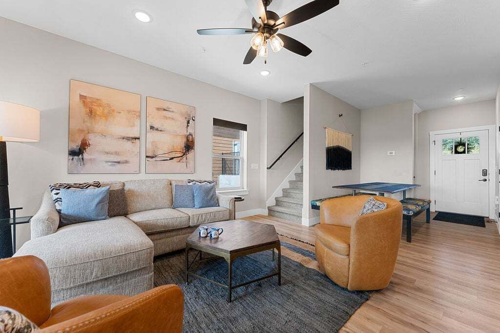 Photo of Livingroom in Kimberling City