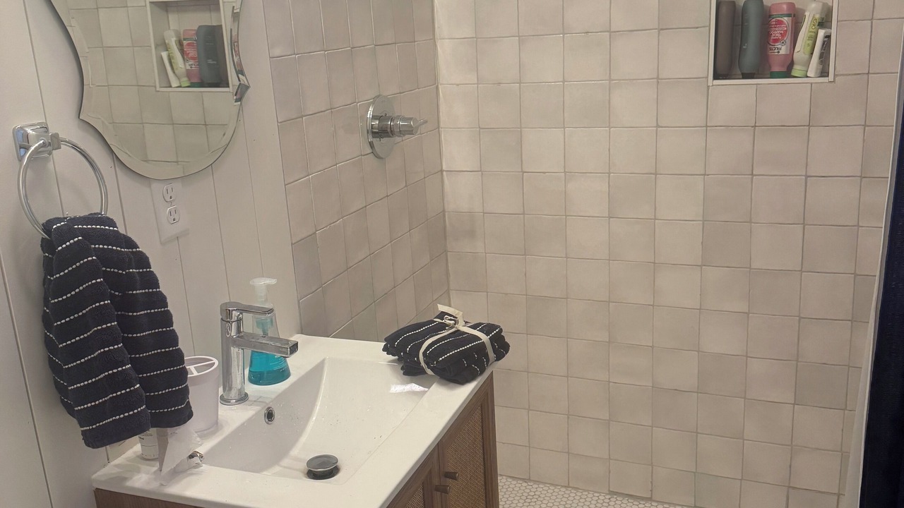 Photo of Bathroom in Shelbyville