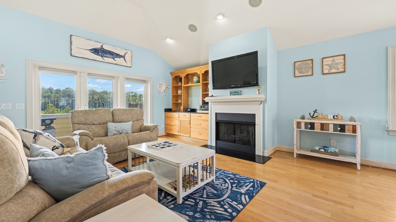 Photo of Livingroom in Manteo