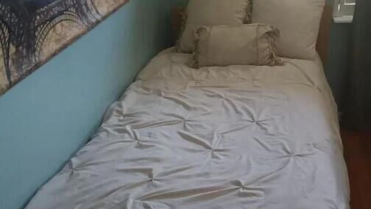 Photo of Bedroom in Radcliff