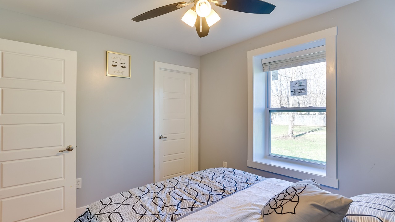 Photo of Bedroom in Utica