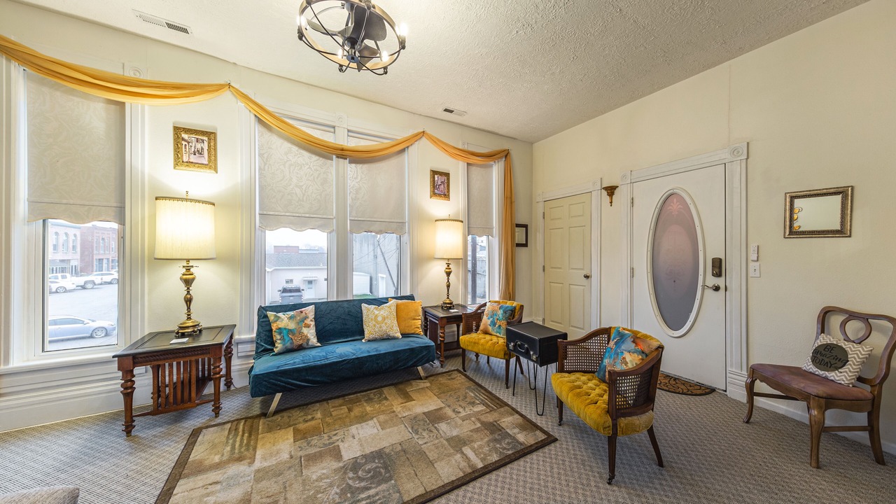 Photo of Livingroom in Savannah