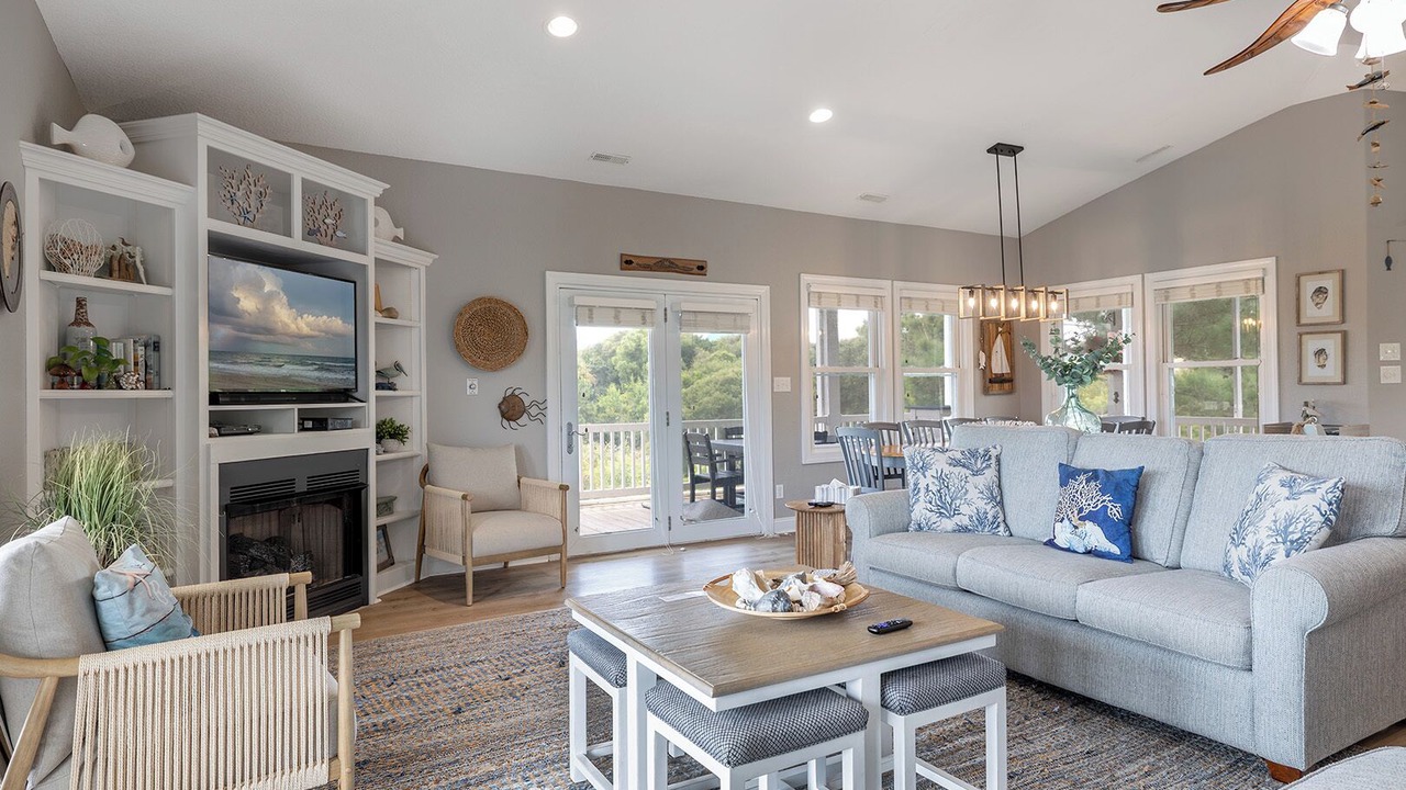 Photo of Livingroom in Emerald Isle
