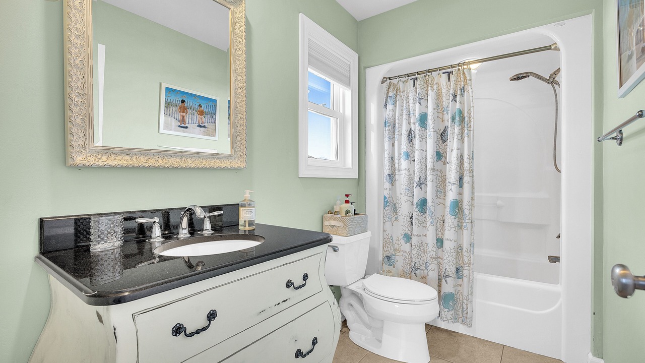 Photo of Bathroom in North Topsail Beach