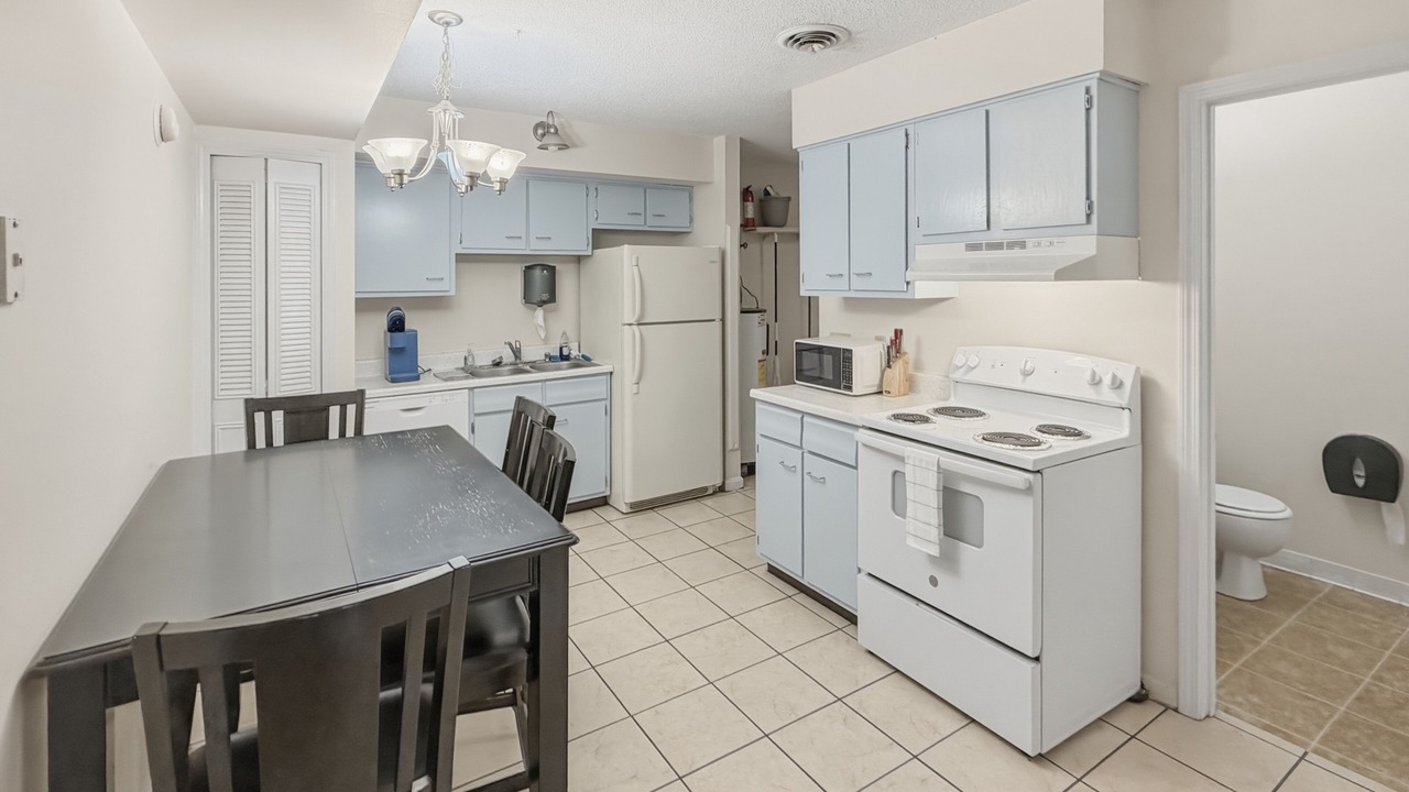 Photo of Kitchen in Radcliff