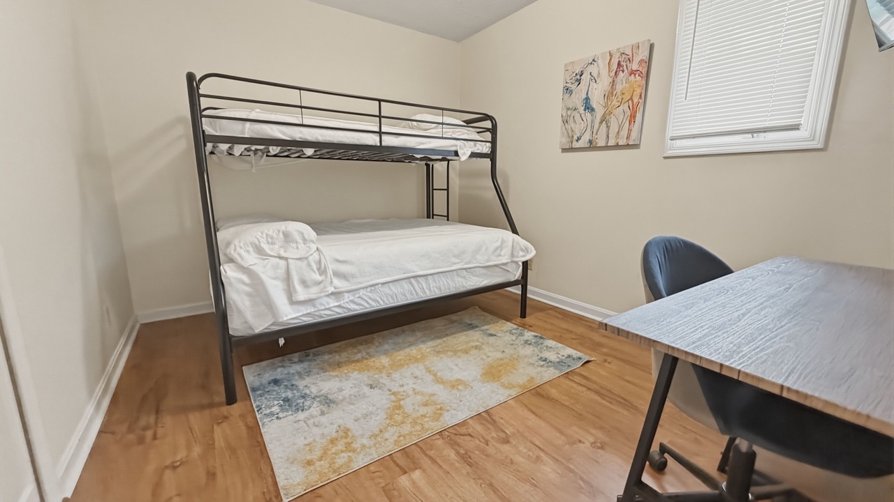 Photo of Bedroom in Radcliff