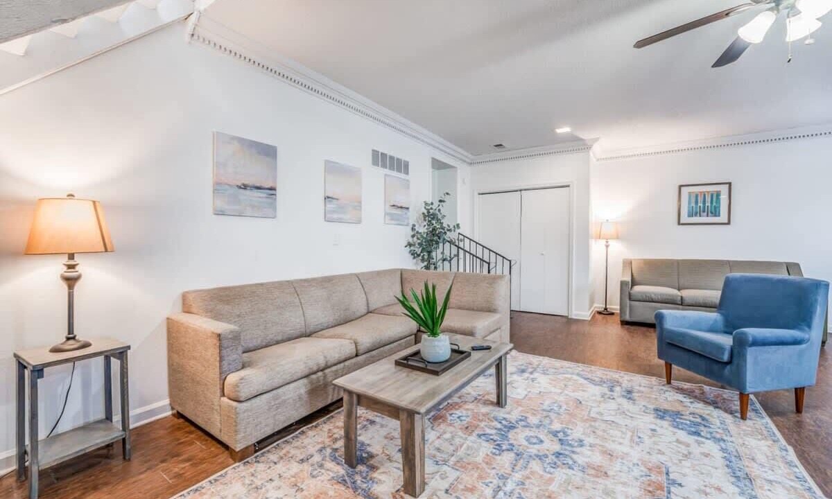 Photo of Livingroom in Ellendale