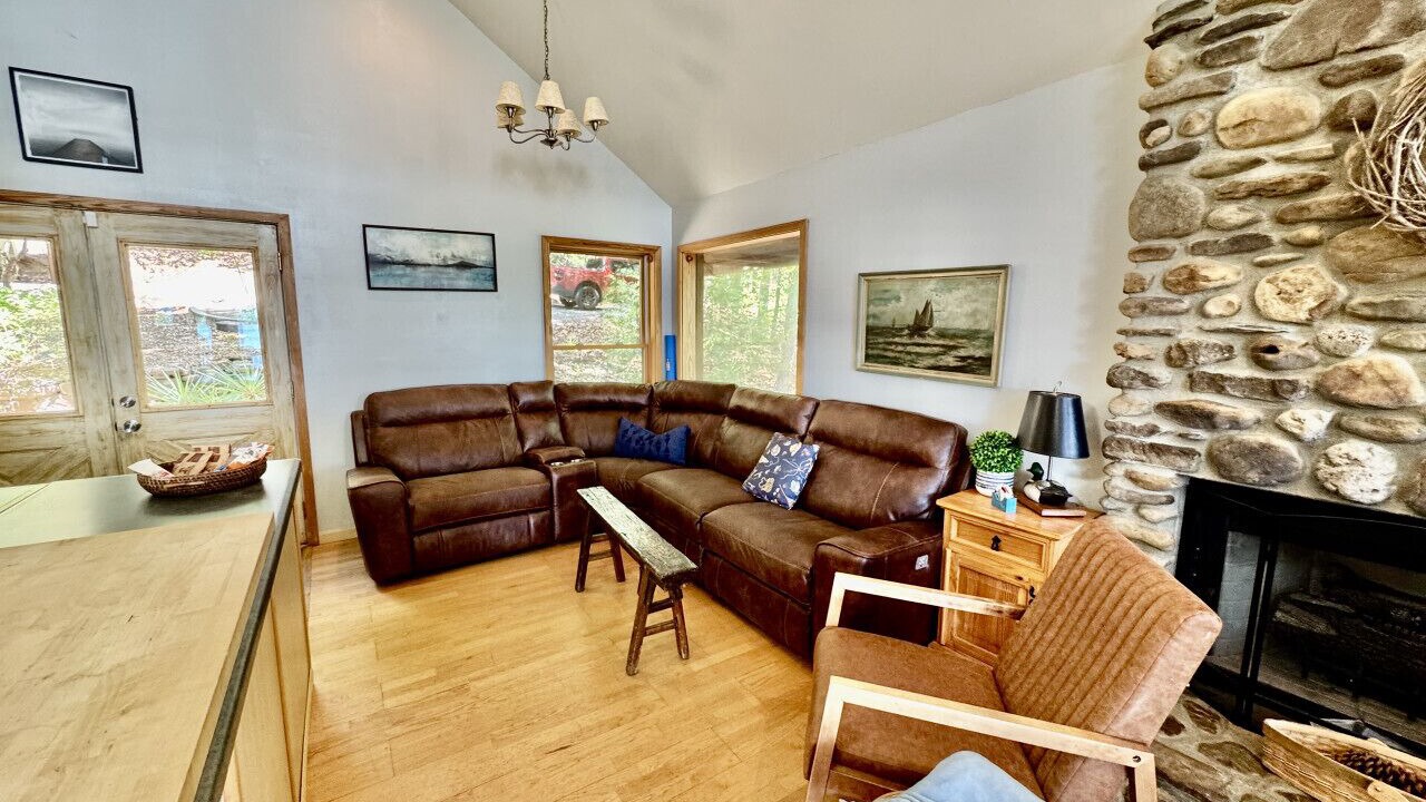 Photo of Livingroom in Edgemont