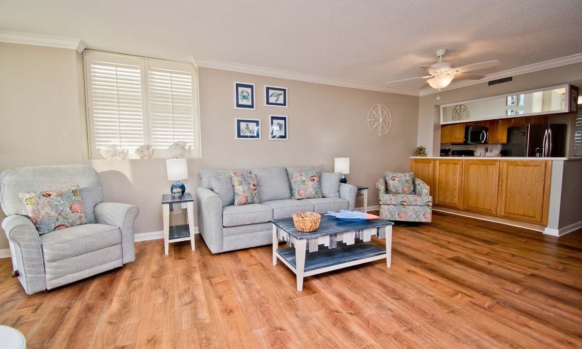 Photo of Livingroom in Atlantic Beach