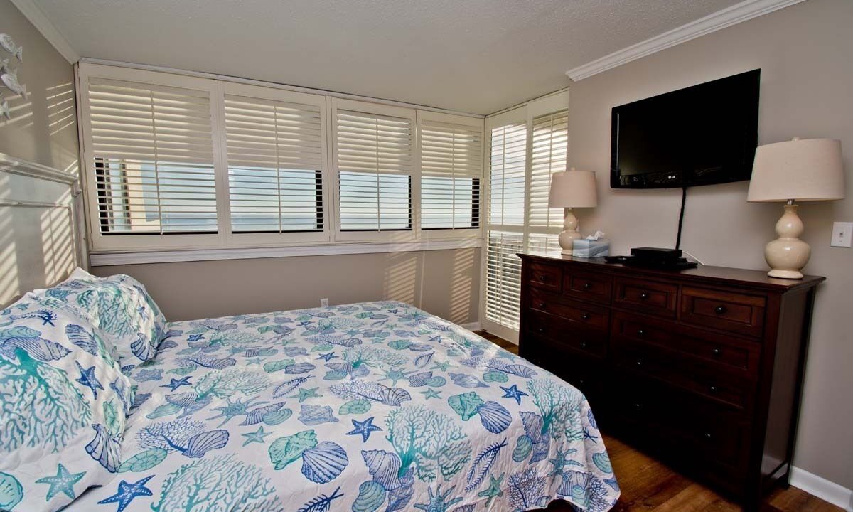 Photo of Bedroom in Atlantic Beach