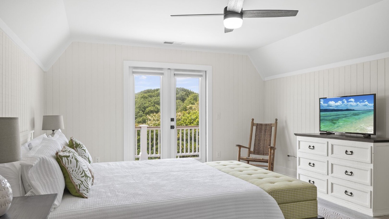 Photo of Patio Balcony in Emerald Isle