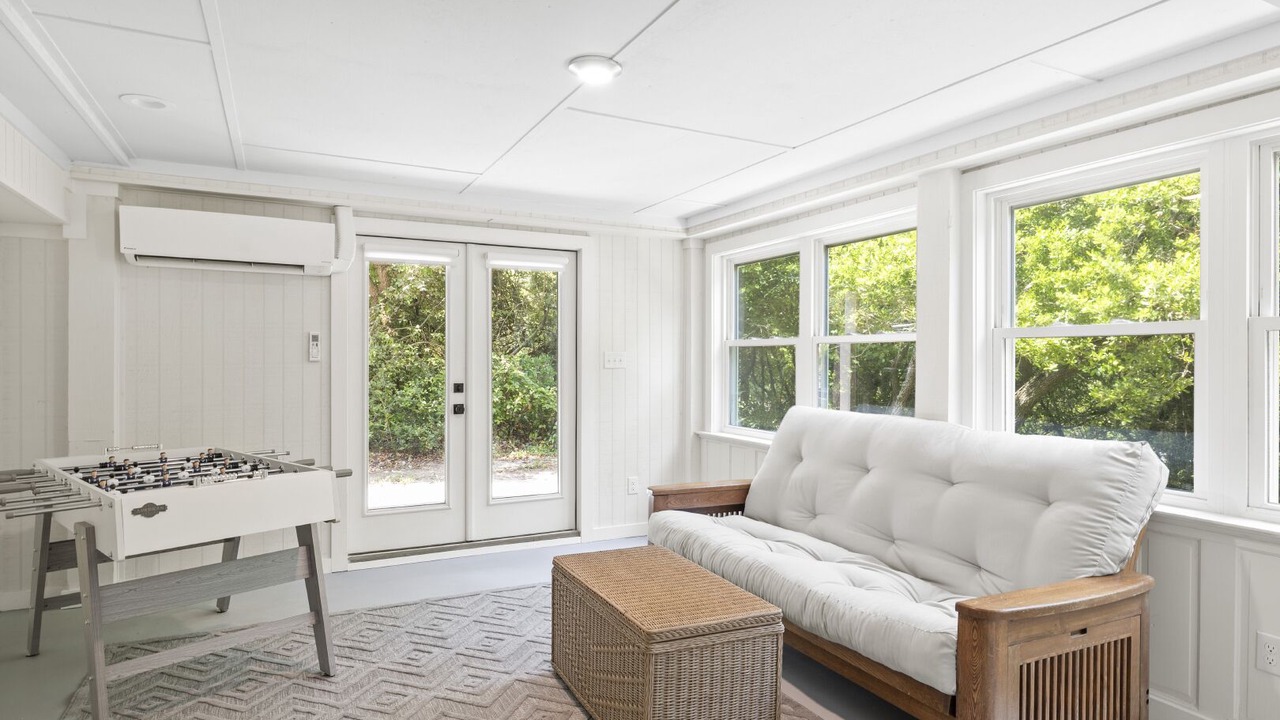 Photo of Livingroom in Emerald Isle
