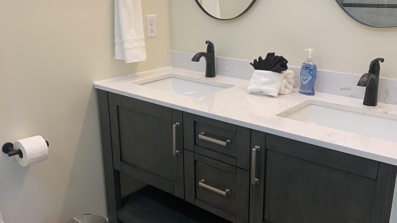 Photo of Bathroom in Ridgedale
