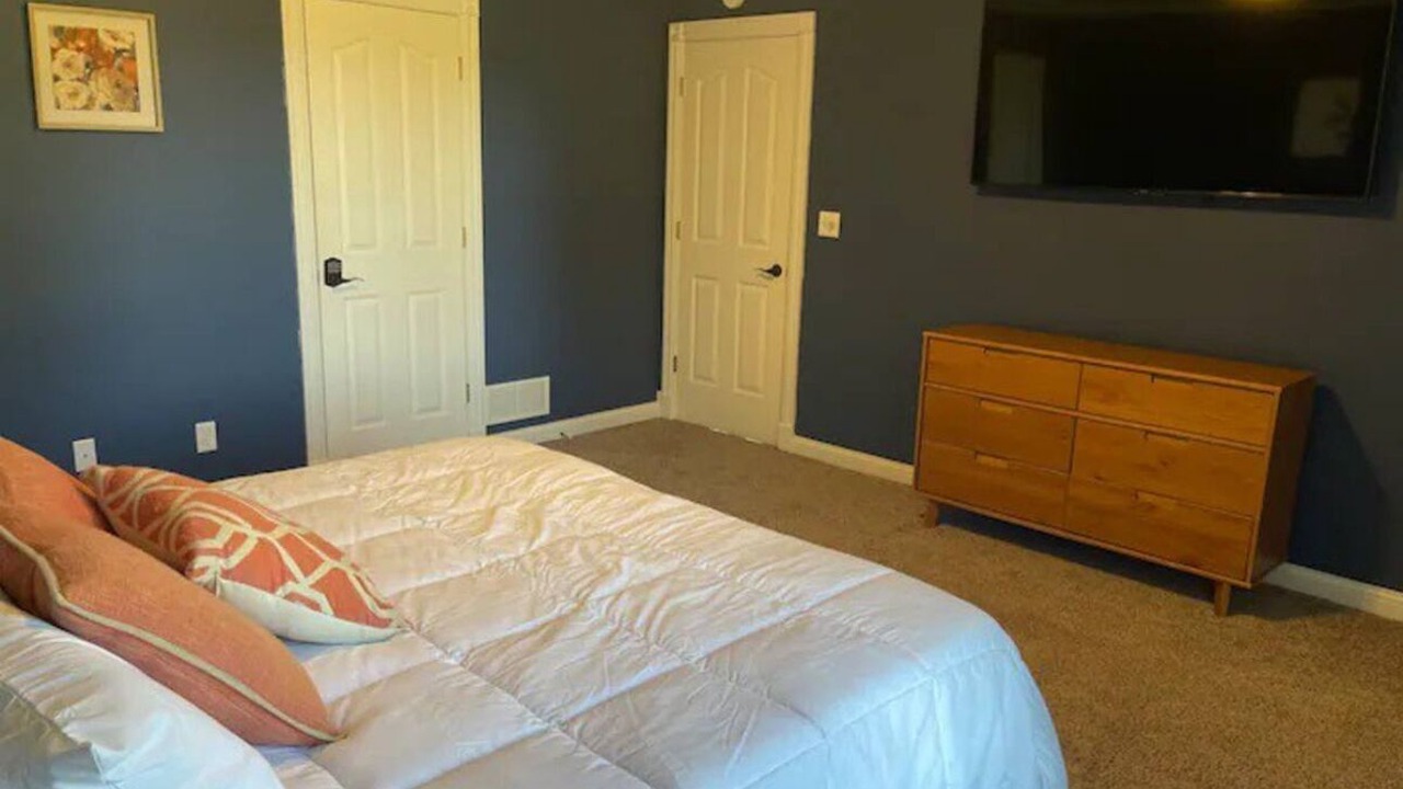 Photo of Bedroom in Coxs Creek