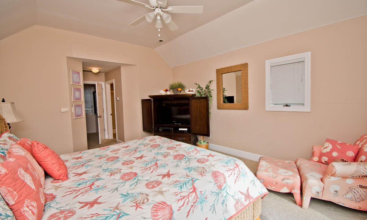 Photo of Bedroom in Emerald Isle