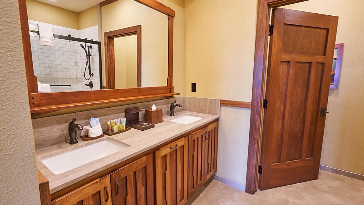 Photo of Bathroom in Ridgedale