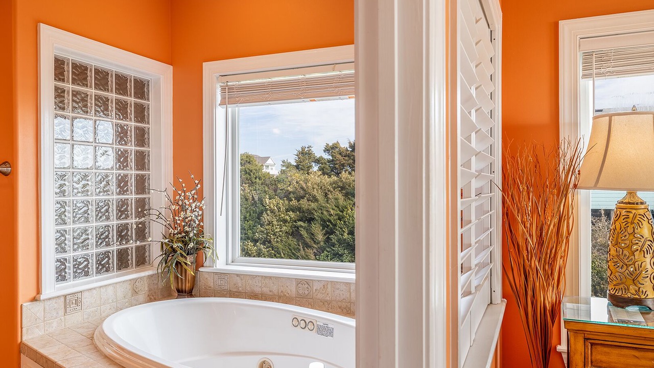 Photo of Bathroom in Emerald Isle