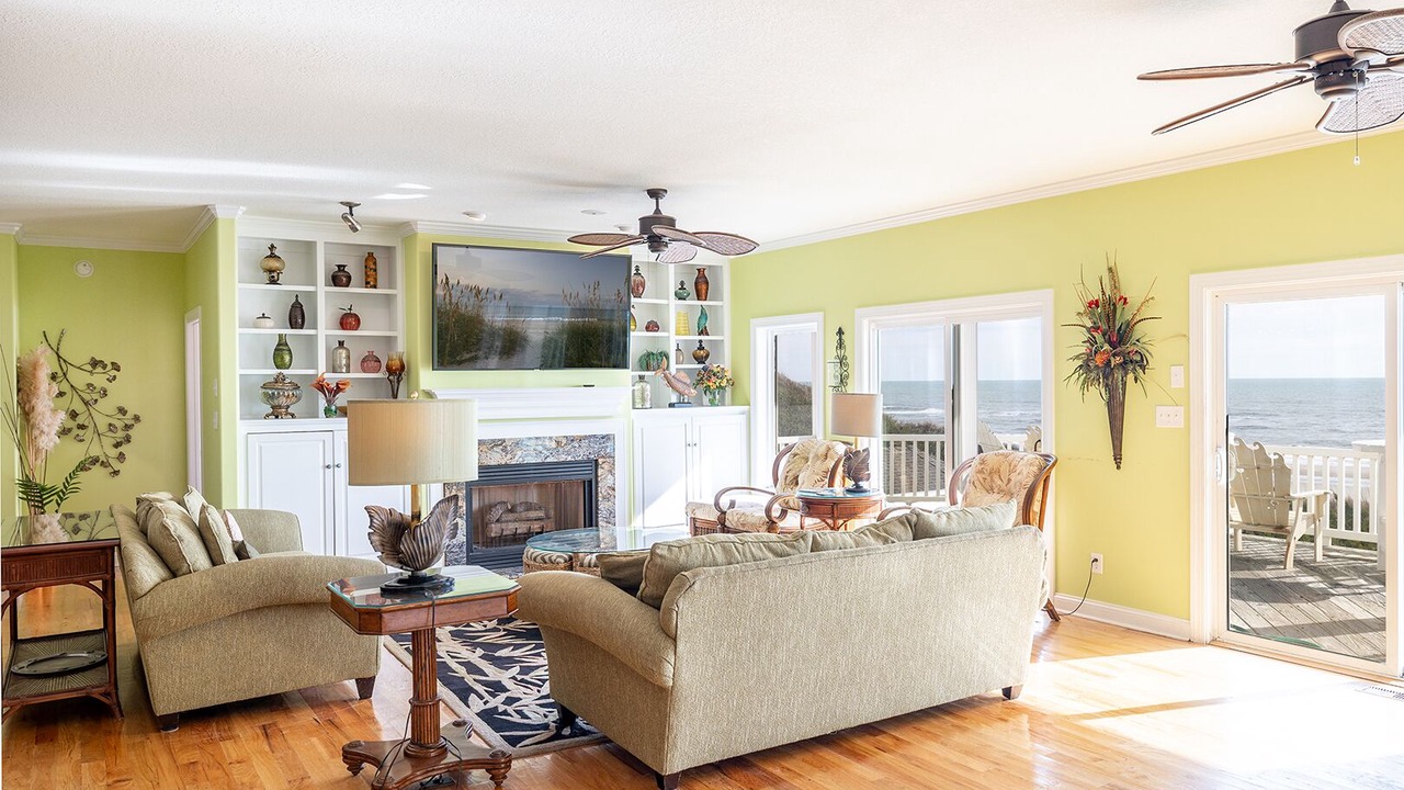 Photo of Livingroom in Emerald Isle