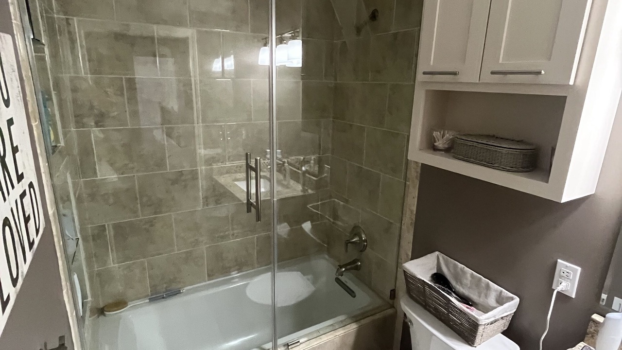 Photo of Bathroom in Buechel