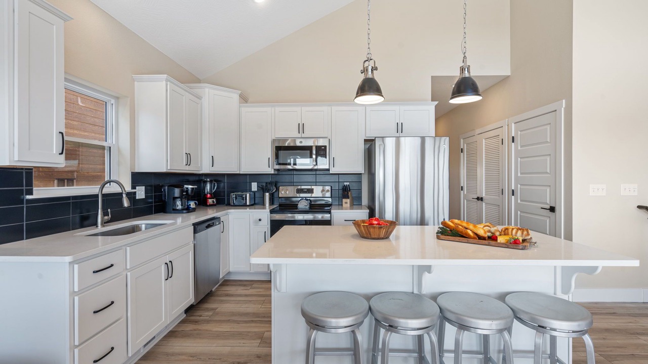 Photo of Kitchen in Kimberling City