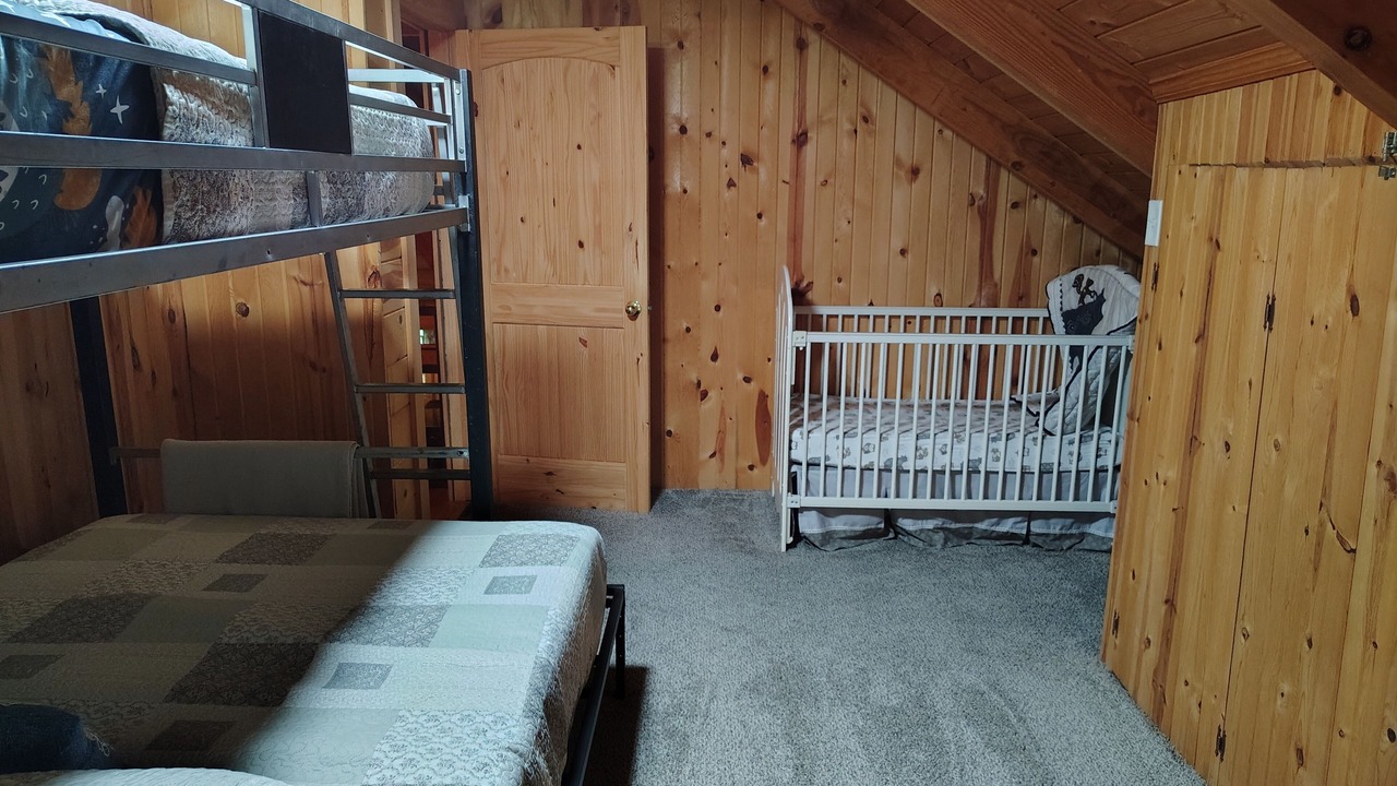 Photo of Bedroom in Pryor