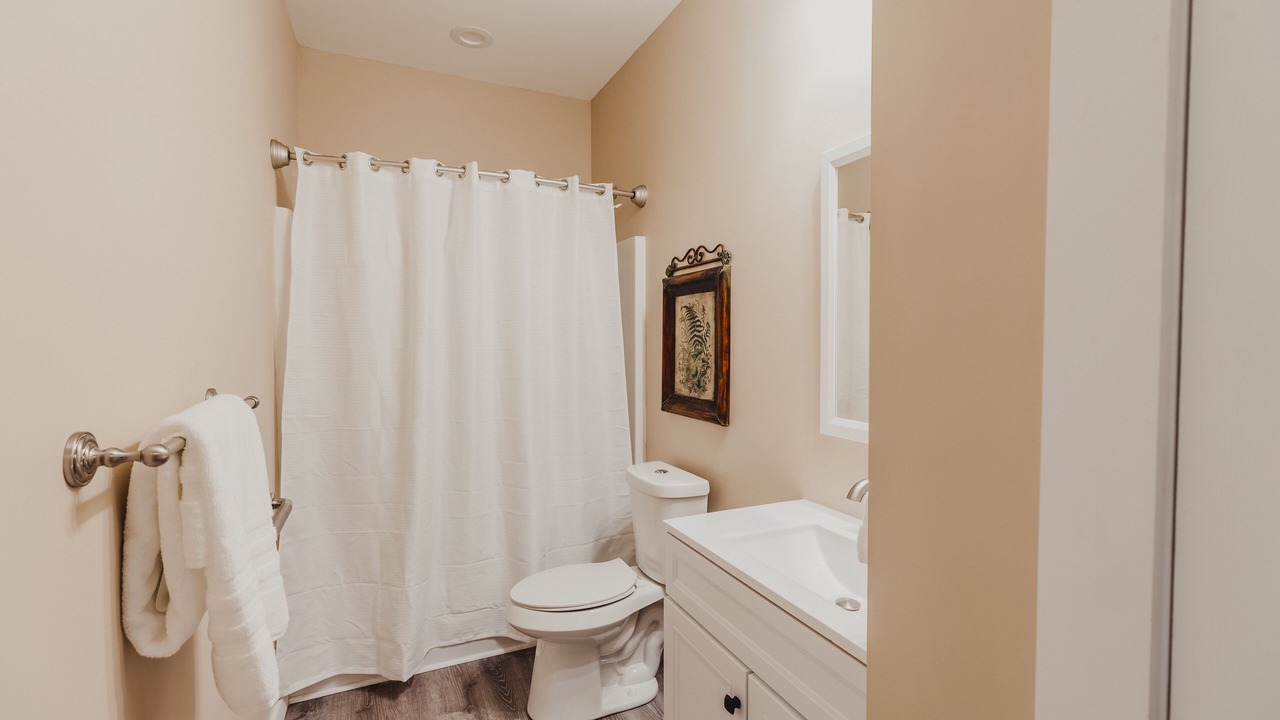 Photo of Bathroom in Chickamauga