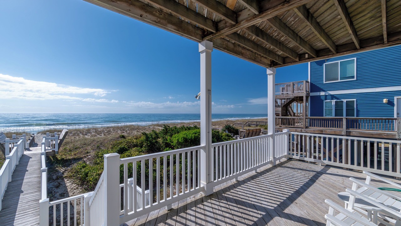 Photo of Bedroom in Emerald Isle