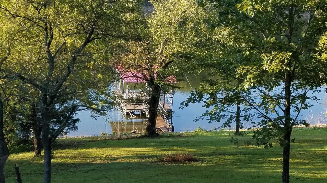 Photo of Others in Shell Knob