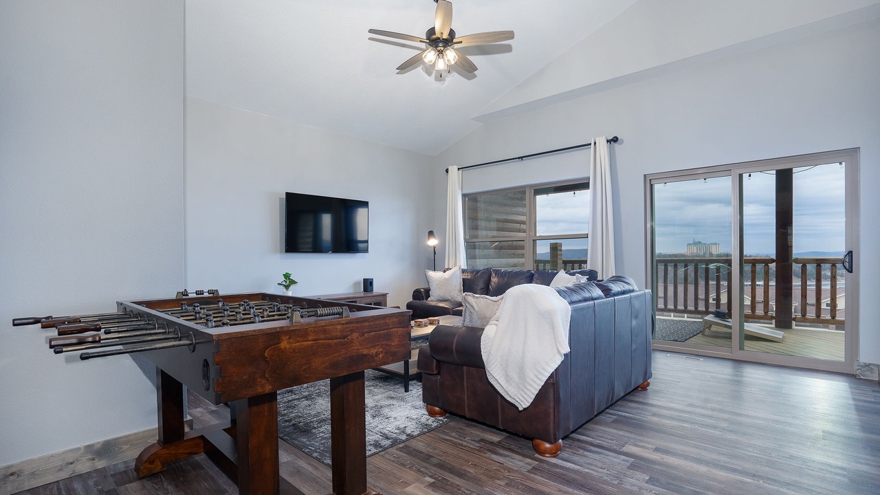 Photo of Livingroom in Branson Theater District