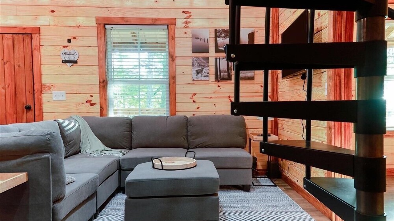 Photo of Livingroom in Rogers