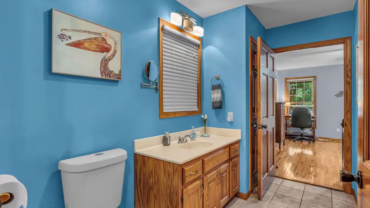 Photo of Bathroom in Grantville